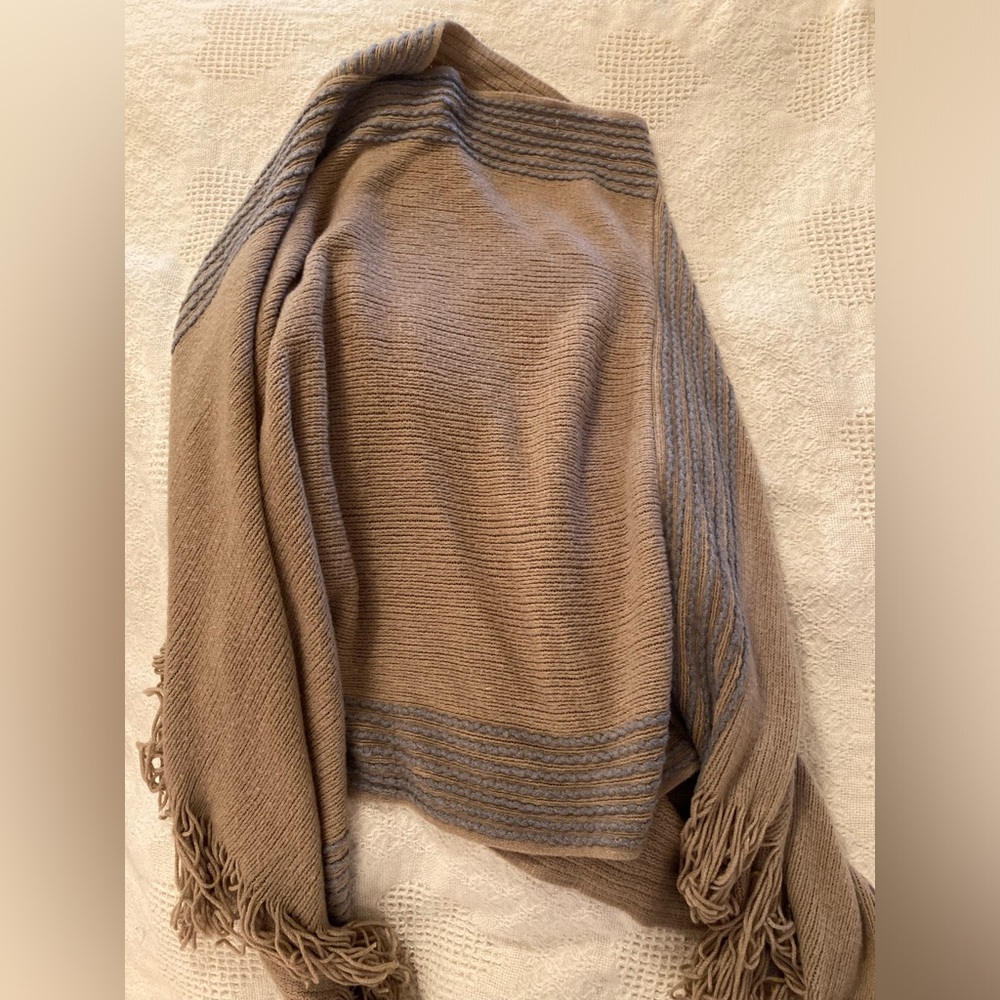 Poncho/shawl/cape/shrug- tan/blue One size fits all